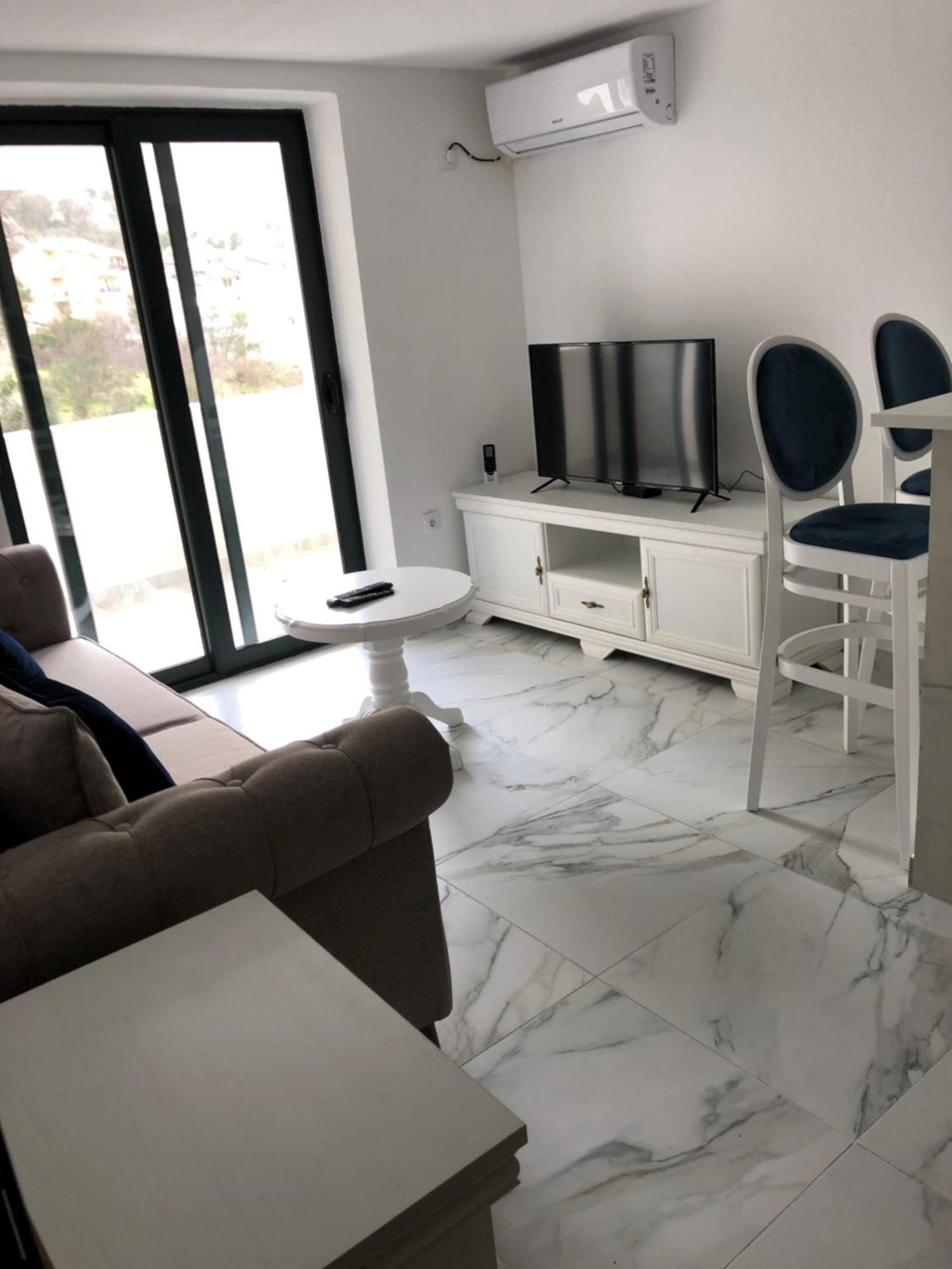 Apartment Apollo 2 Kotor Buitenkant foto